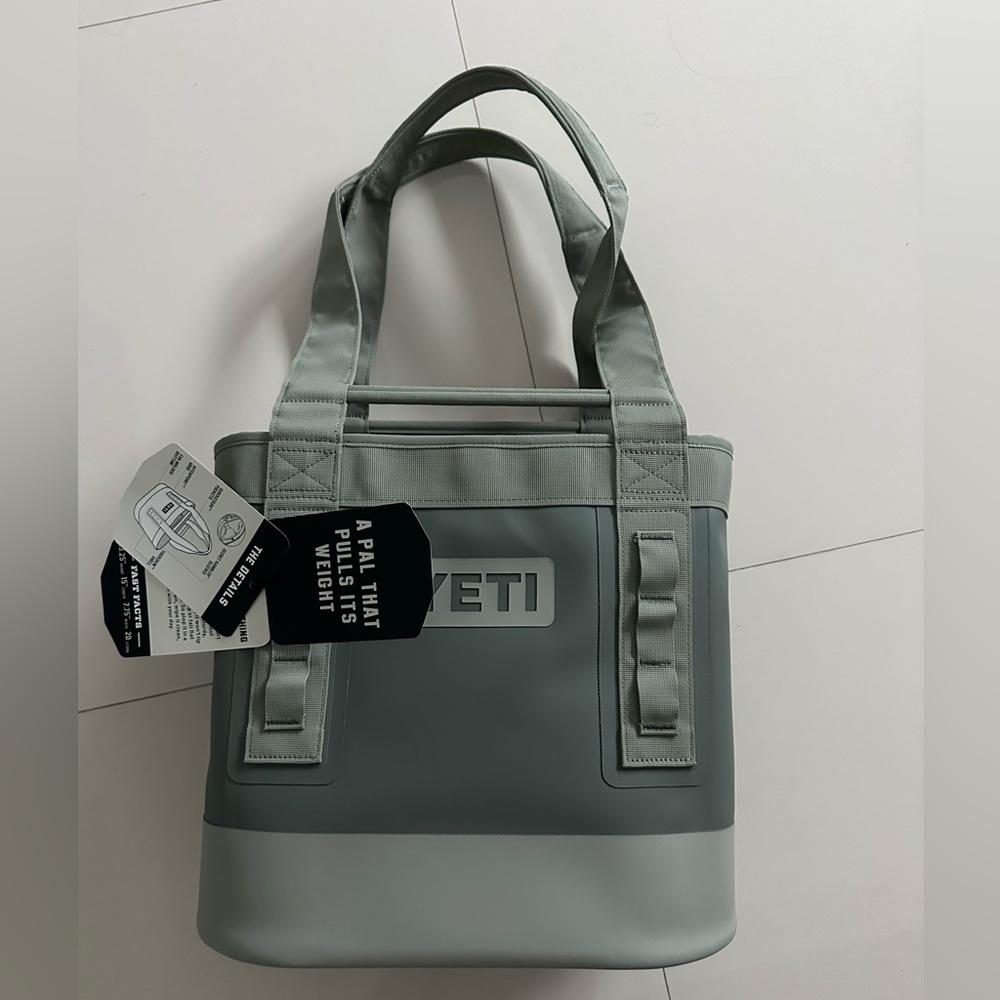 Yeti carryall tote bag